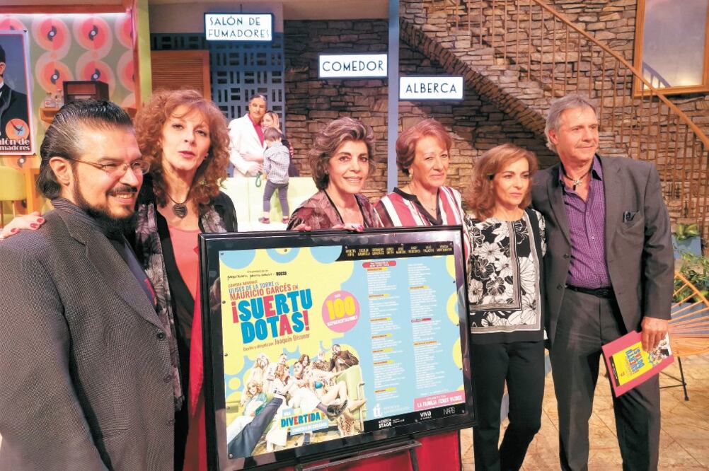 Celebraron casi 100 funciones y fin de temporada de la obra. Foto/JANET MÉRIDA. EL UNIVERSAL