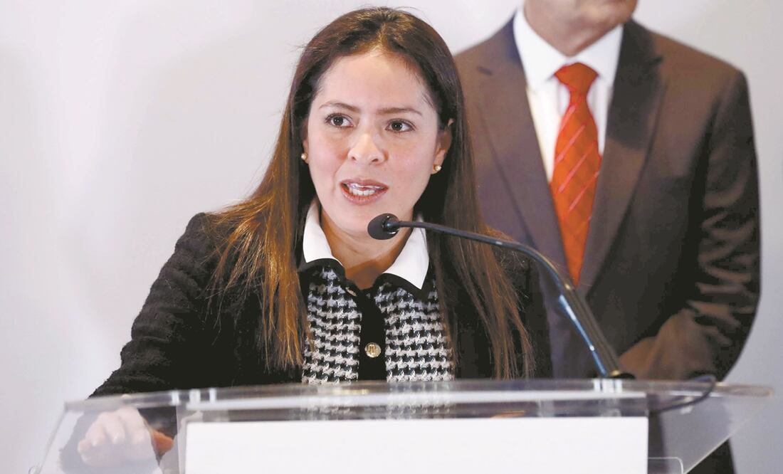 Karen Castrejón, líder del PVEM, reta a la oposición. Foto: Diego Simón Sánchez. EL UNIVERSAL