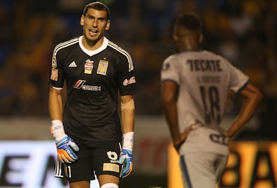 Tigres y Rayados empatan en el Clásico Regio