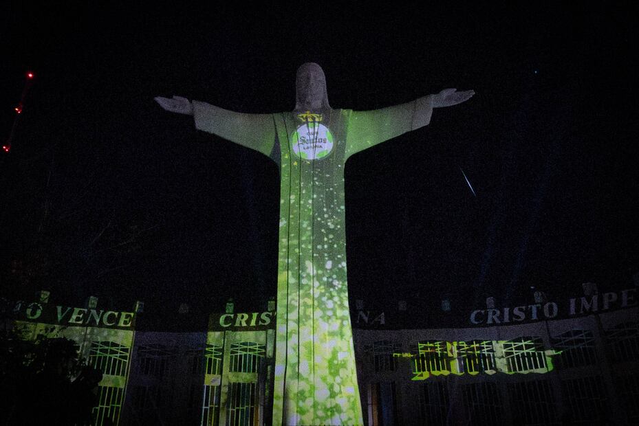 Santos presenta su jersey para el Apertura 2023 en el Cristo de las Noas