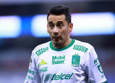 Rubens Sambueza baja de León por fractura