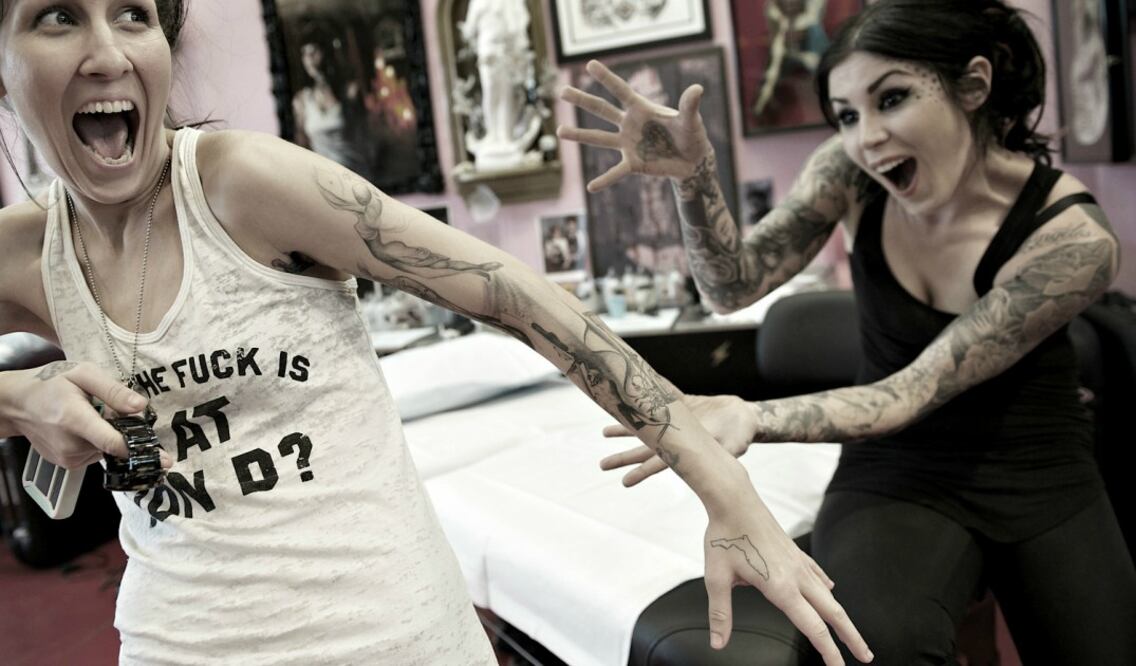 Para ser tatuado por Kat Von D, una de las tatuadoras más famosas del mundo debes esperar entre 1 y 2 años. (Foto: High Voltage Tattoo)