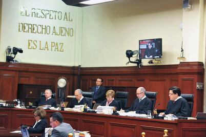 Reciben funcionarios de gobierno millones en regalos