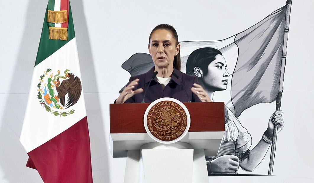 "No puede haber esta situación. El Poder Judicial debe estar al servicio del pueblo", señala Claudia Sheinbaum después de que el Tercer Tribunal Colegiado en Materia Administrativa ordenó el desbloqueó de las cuentas bancarias de la presentadora de televisión Inés Gómez Mont y de su esposo Víctor Manuel Álvarez Puga. Foto: EFE