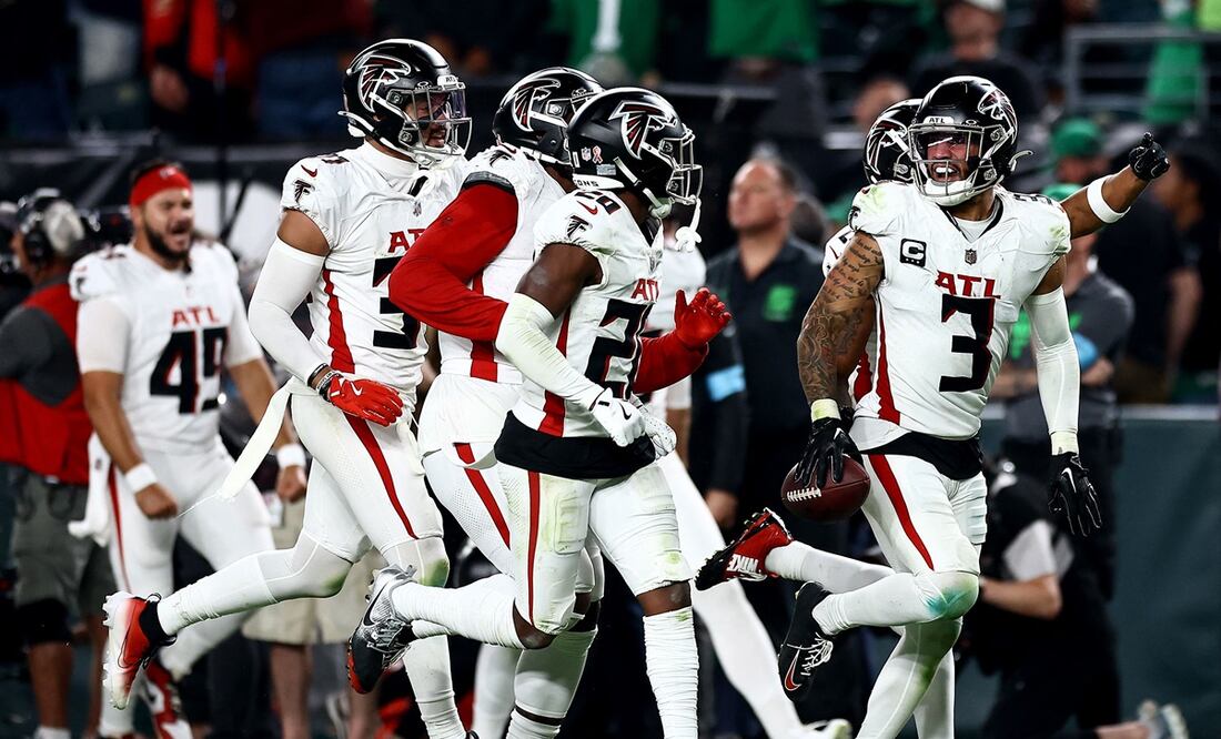 Falcons logra una cerrada victoria ante Philadelphia en la semana 2 de la NFL FOTO: AFP