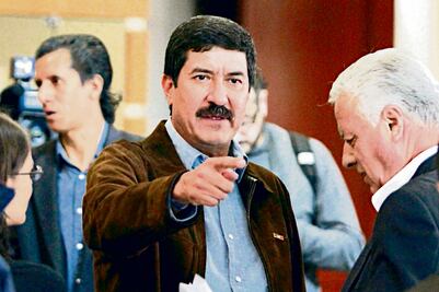 Corral anuncia que se va de vacaciones