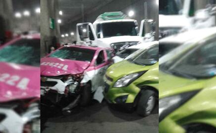 Pipa sin frenos provoca choque múltiple en túnel de Río Mixcoac; hay siete lesionados