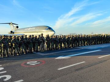 Refuerzan seguridad en Culiacán; arriba grupo de 100 militares tras jornada de violencia