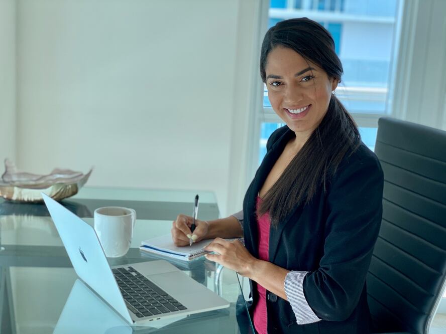 Uk lanza Licenciaturas diseñadas para la educación a distancia