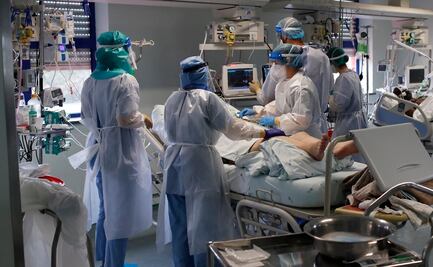 Ante Covid-19 grave, mezcla de dos fármacos reduce a la mitad el riesgo de muerte: estudio