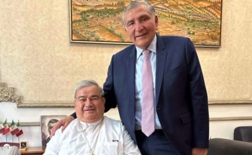 Adán Augusto López con Carlos Garfias en oficina de Segob / Foto: Archivo EL UNIVERSAL