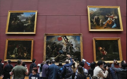 Robo en el Louvre: autoridades analizan más de 150 muestras de ADN y videovigilancia clave en la investigación