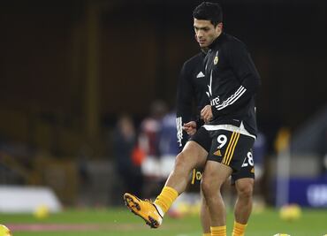 Raúl Jiménez reaparece: "Espero regresar pronto a las canchas"