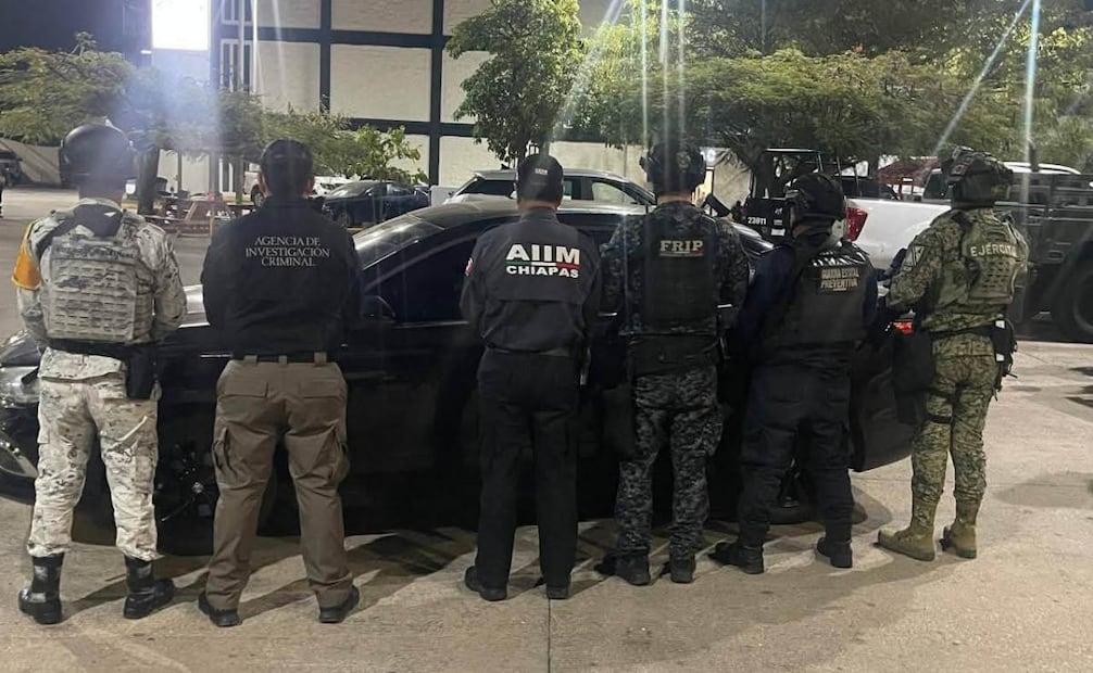 Operativos continúan tras quema de bares en Villaflores, Chiapas; detienen a síndica de Cintalapa.
Foto: Especial.