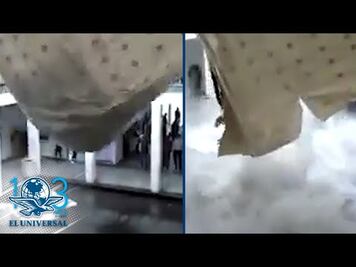 Tras lluvias, colapsa techo retráctil del palacio municipal de Chalco