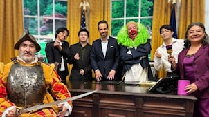 Brozo y Loret “visitan” la Oficina Oval de Trump; exhiben caso Rocha Moya