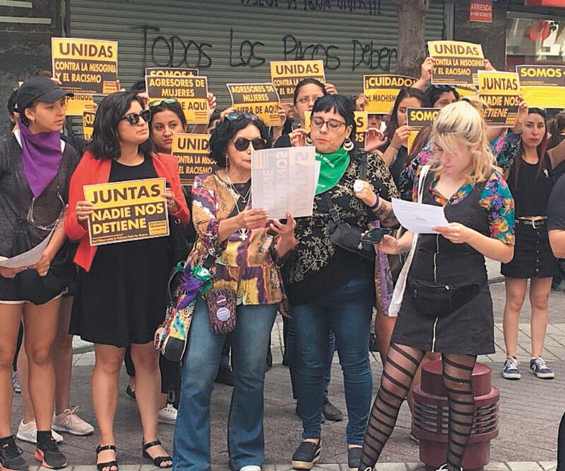 Un grupo de chilenas, durante una manifestación en noviembre pasado por las jornadas mundiales en contra de la violencia contra la mujer. Foto: RED CHILENA CONTRA LA VIOLENCIA A LAS MUJERES