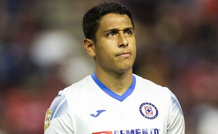 Luis Romo enfurece con Cruz Azul por ser suplente ante Rayados