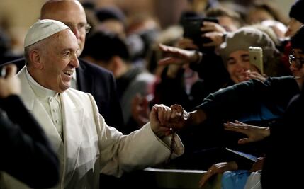 Animan mexicanos fin de año del Papa en la Plaza de San Pedro