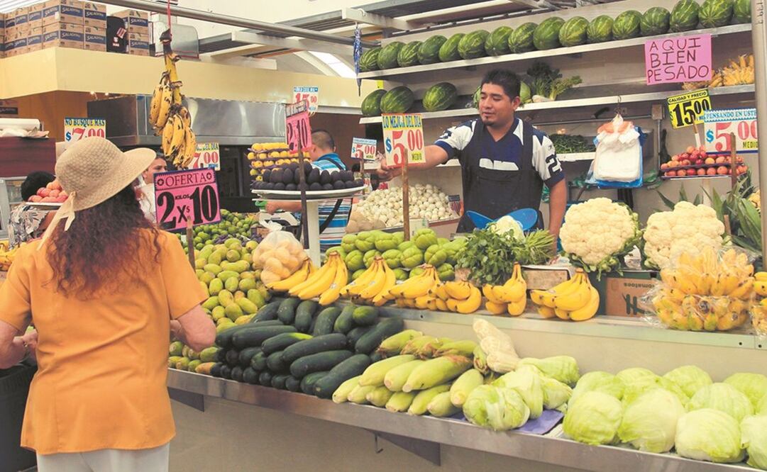 Locatarios de mercados públicos se han visto beneficiados con los diversos apoyos económicos que entrega la administración capitalina. Foto: Archivo. EL UNIVERSAL