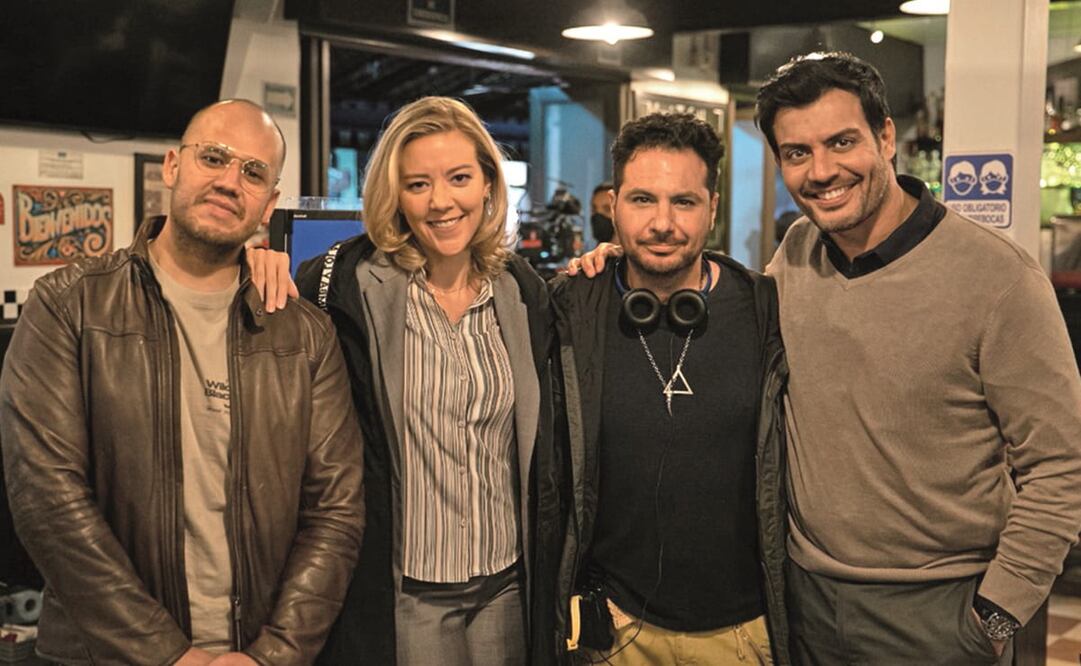 El director Rodrigo Nava, la actriz Fernanda Castillo, el codirector Marco Polo Constandse y el actor Andrés Palacios. Fotos: Filmadora, Retro Films y Ricardo Romero