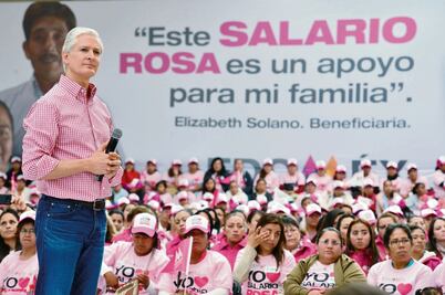 Del Mazo Maza entrega 3 mil tarjetas del Salario Rosa  