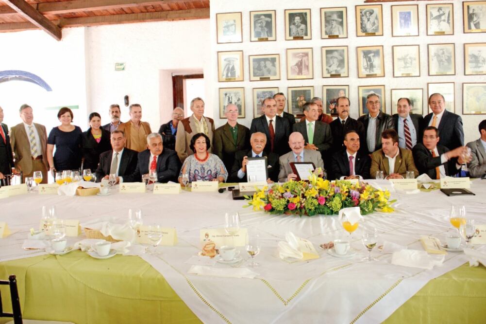 La Comisión Nacional contra las Adicciones capacitará a integrantes de la Asociación Nacional de Charros en estrategias de prevención (SSA)