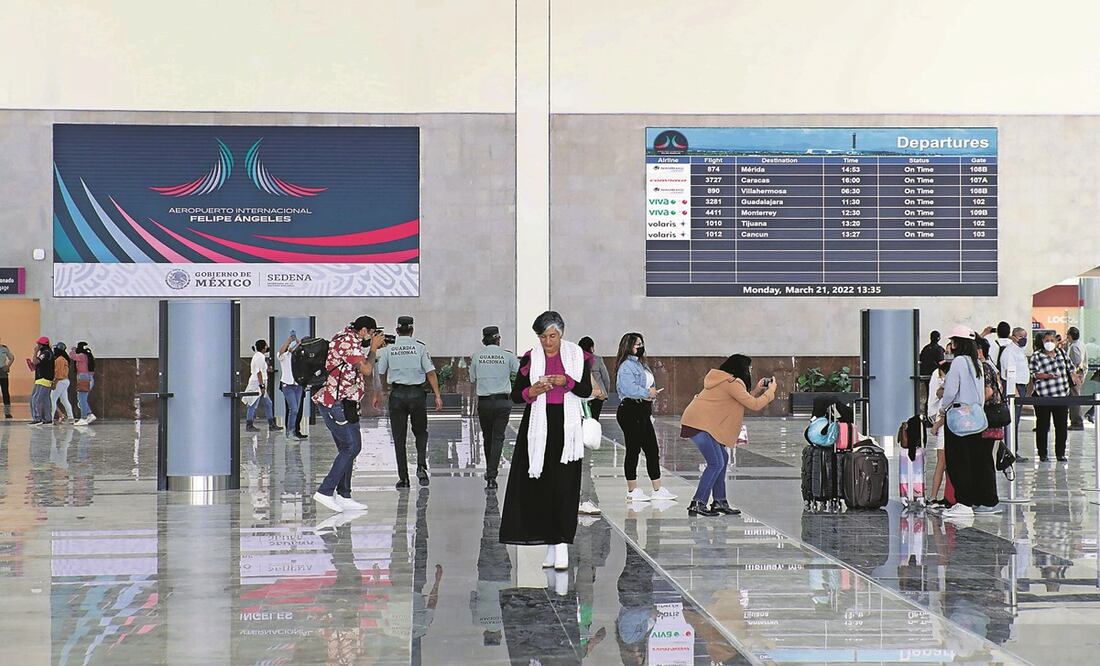 En aeropuertos de la metrópoli despega el flujo de pasajeros