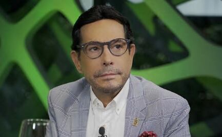 "La vacuna te la ponen en lugar de tirarla", responde Juan José Origel ante las críticas