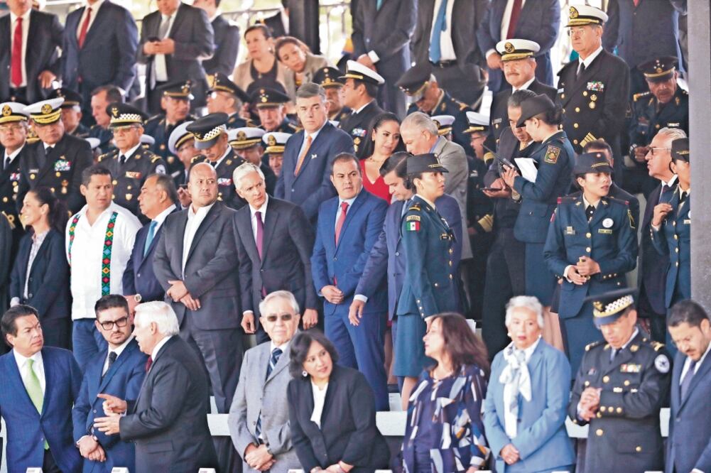 En la ceremonia de la Guardia Nacional en Campo Marte estuvo presente el gabinete del presidente Andrés Manuel López Obrador y algunos gobernadores. Foto/IVÁN STEPHENS. EL UNIVERSAL