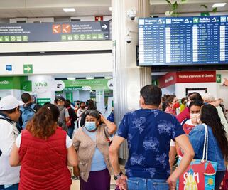 Degradación encarecerá boletos de avión, prevén
