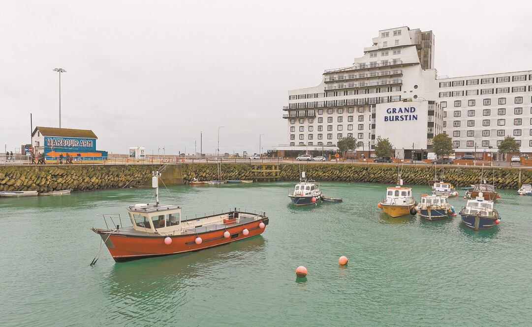 Embarcaciones en el puerto de Folkestone, en Kent, Reino Unido. Foto: EFE