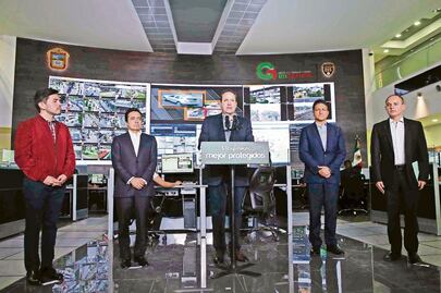 Anuncia Eruviel suspensión de fotomultas en el Edomex