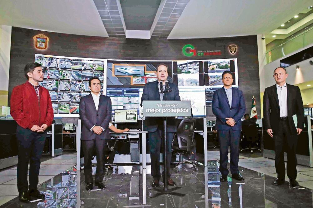 El gobernador Eruviel Ávila explicó que durante los nueve meses en que se aplicaron las fotomultas fueron recaudados 132 millones de pesos (ESPECIAL)