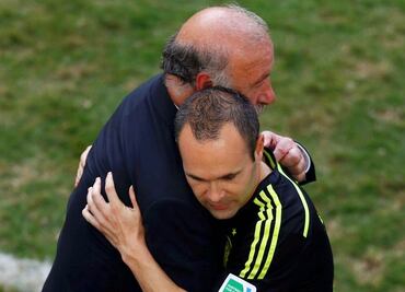 Iniesta y Del Bosque, premios Quijote y Sancho Panza