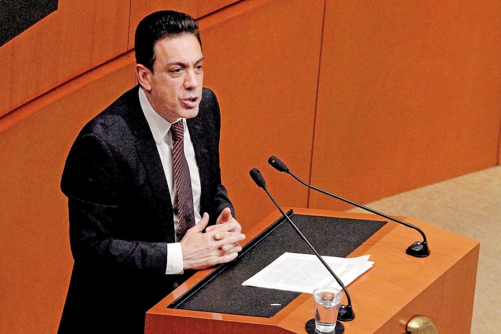 "Estamos en un caso inédito de fuerza, poderío económico y la fuerza corruptora de un delincuente que logró burlar todos los sistemas de seguridad" Omar Fayad, senador del PRI