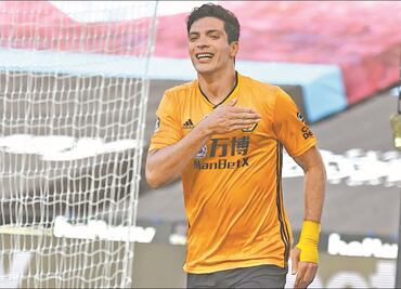 Raúl Jiménez, a incrementar cuota goleadora en Premier League