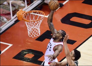 Toronto toma aire; vence a Milwaukee en doble tiempo extra