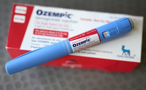 Novo Nordisk, fabricante de Ozempic y Wegovy, demanda a Eli Lilly; acusa publicidad engañosa sobre medicamentos contra obesidad y diabetes