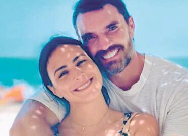 Valeria Marín se deja consentir por Julián Gil