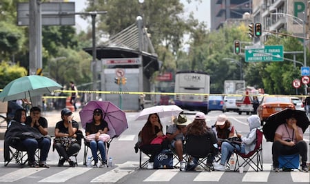 CNTE bloquea Paseo de la Reforma; suma 14 días de protestas y amaga con seguir