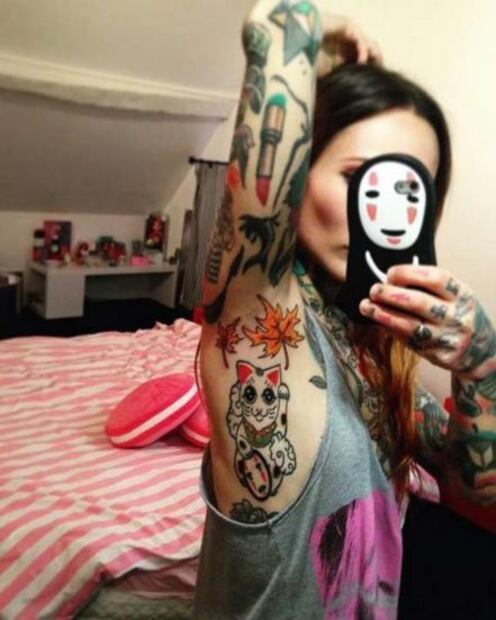 La nueva tendencia: tatuajes en las axilas