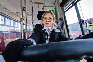 “Hay quienes no aceptan una mujer al volante; otros sí”