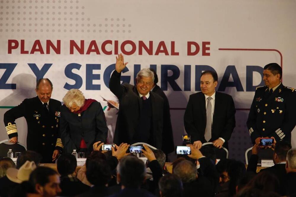 Presenta AMLO su Plan Nacional de Paz y Seguridad