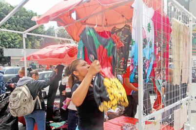Retiran a 2 mil 500 ambulantes en Tepito