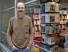 Juan Villoro: de la toma de Tenochtitlan al periodismo robot