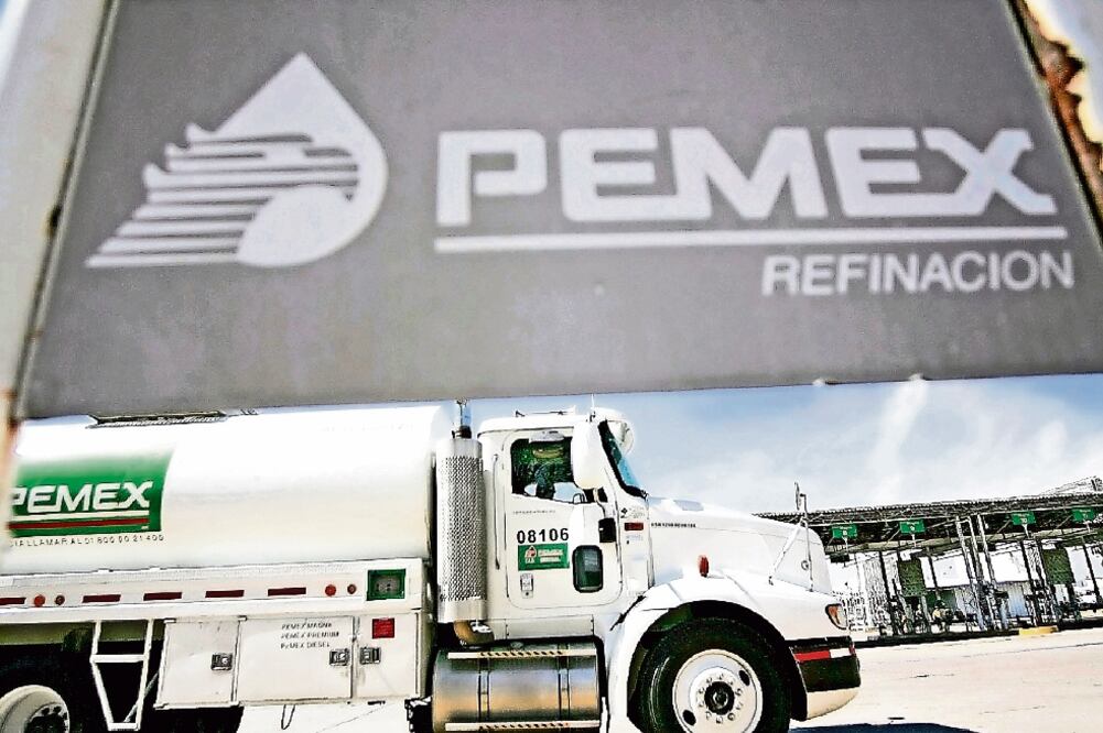 La mayor parte del déficit fiscal que el gobierno federal pretende reducir es por medio de recortes de gastos a Petróleos Mexicanos (ARCHIVO EL UNIVERSAL)