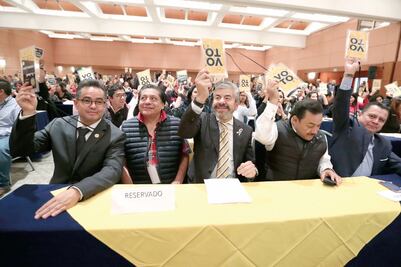 Pavimentan camino para Frente en CDMX