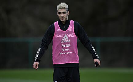 Raúl Jiménez no puede jugar y será baja de la Selección Mexicana