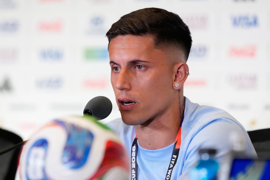 Brian Rodríguez en conferencia de prensa con la selección de Uruguay, durante la Copa del Mundo de 2026 - Foto: AP